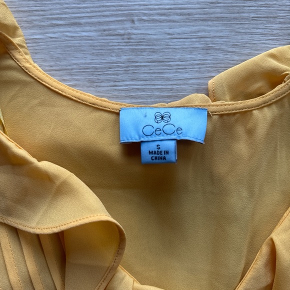 Yellow Ruffled Women's Top - Picture 2 of 3